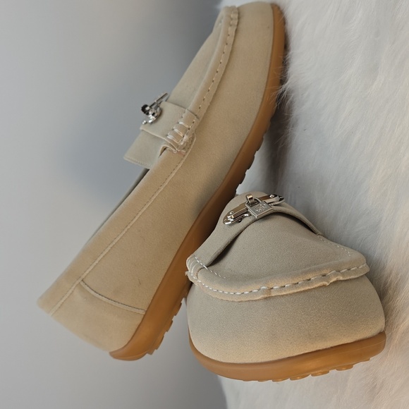 Elegant Cream Loafers Unisex Biege Loafers Unisex - Picture 4 of 7